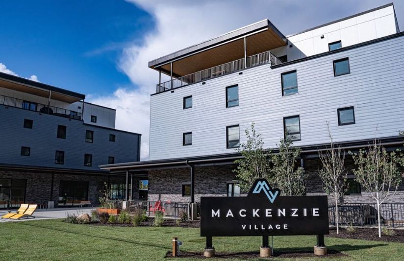 Mackenzie Plaza